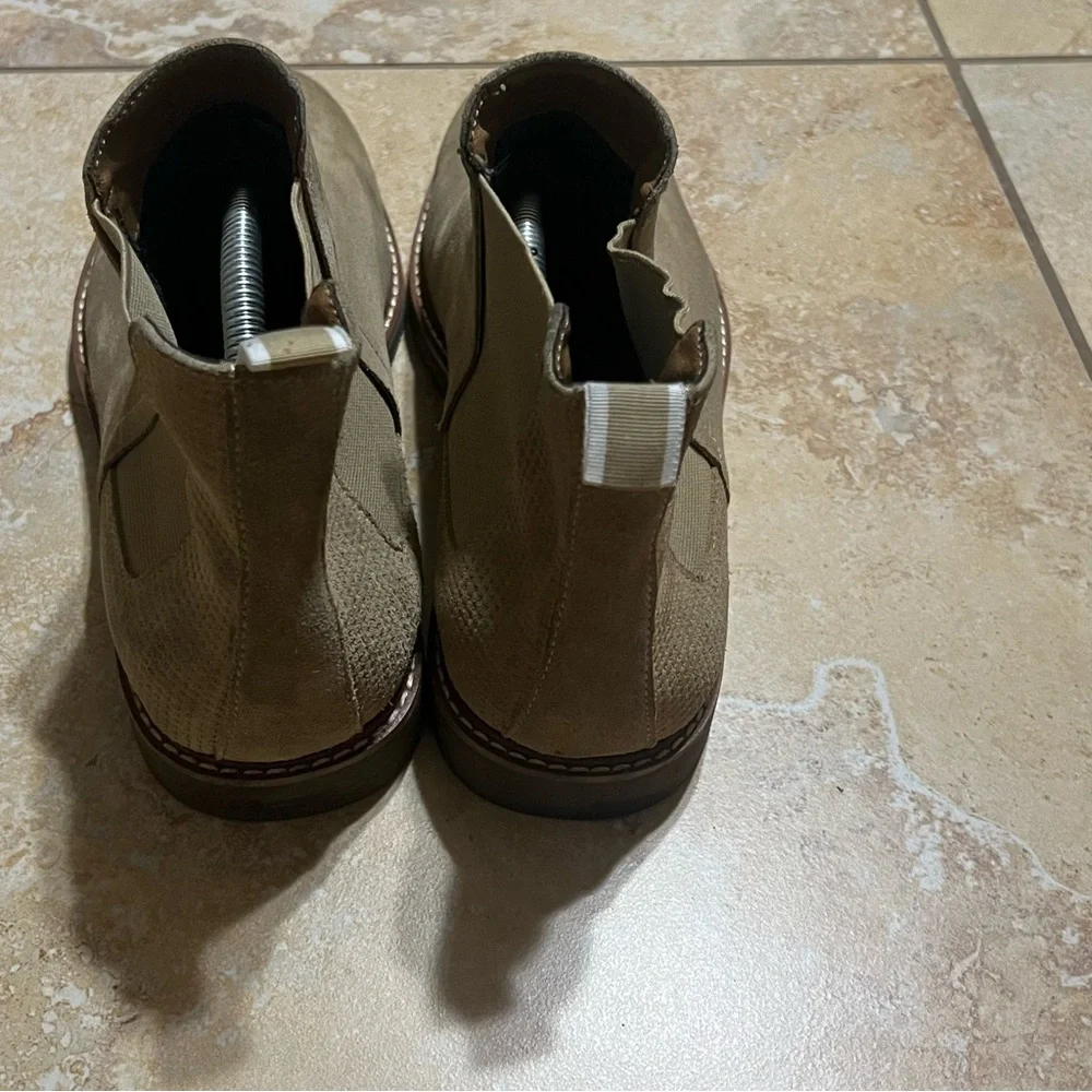 Steve Madden Beige Suede Boots US9 Men No Original Box